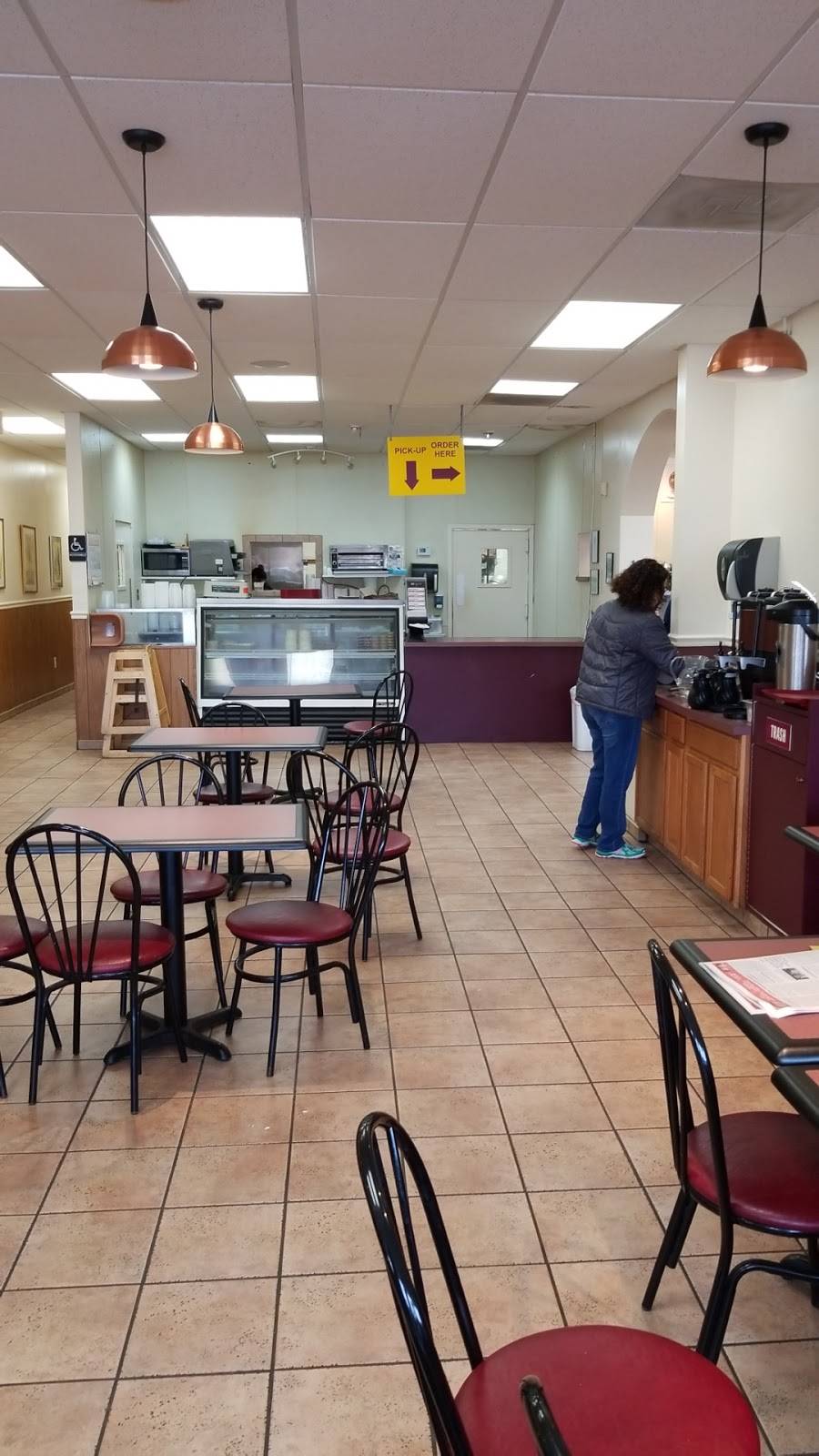 Goldbergs NY Bagels | restaurant | 4824 Boiling Brook Pkwy, Rockville, MD 20852, USA | 3018169229 OR +1 301-816-9229