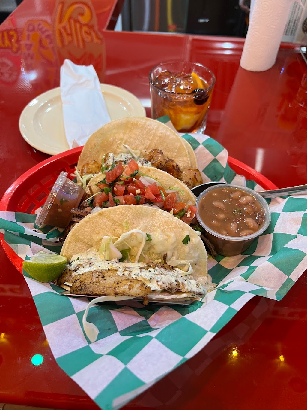 Tia Juanita’s Fish Camp Ocean Grill | restaurant | 2275 TX-87 #15, Crystal Beach, TX 77650, USA | 4096845006 OR +1 409-684-5006