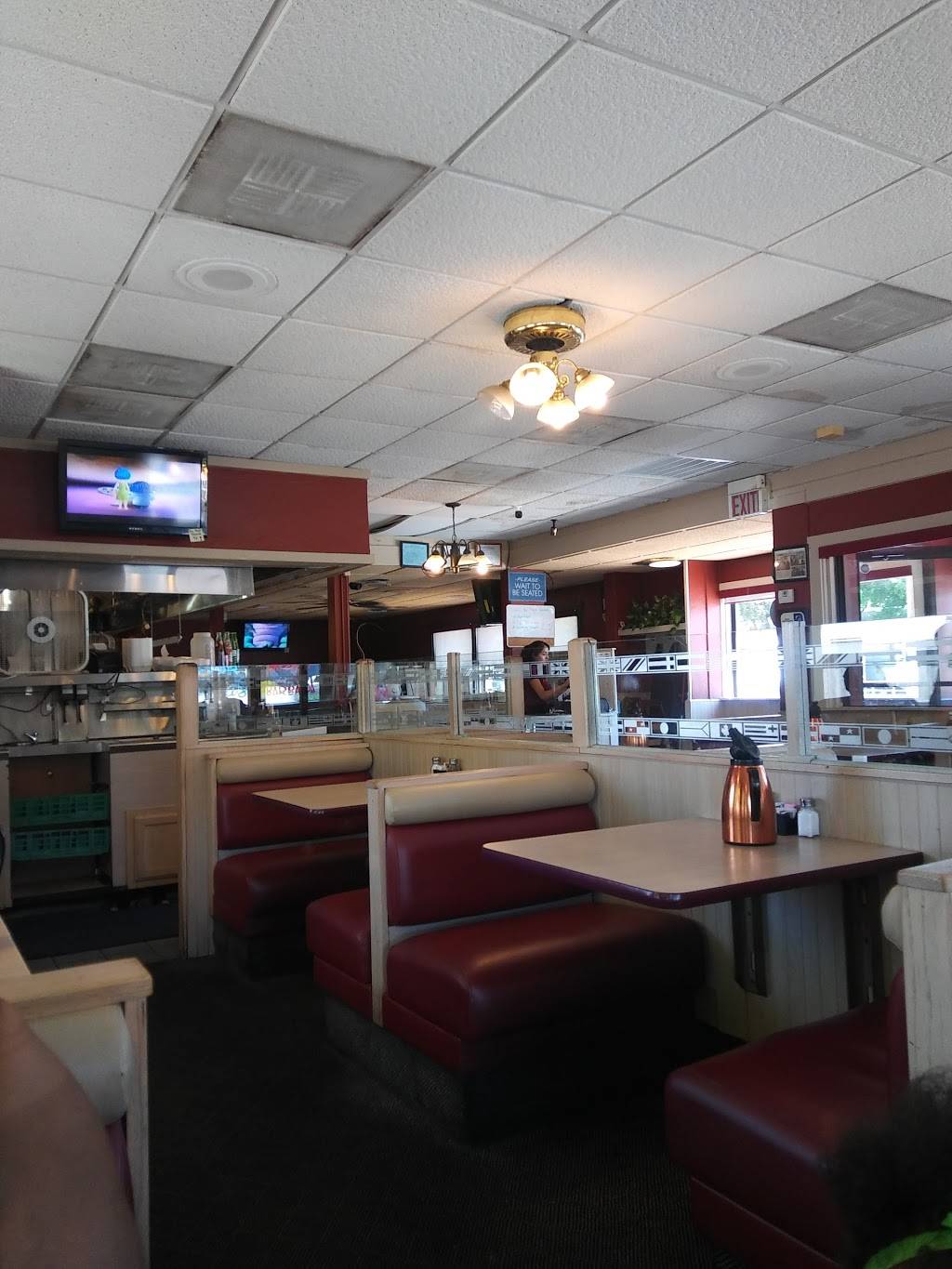 Family Pancake House | restaurant | 425 W Illinois Ave, Dallas, TX 75224, USA | 2149469550 OR +1 214-946-9550