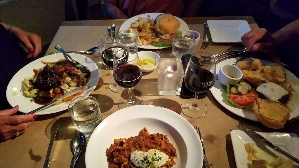 Blackfish | restaurant | 17 Truro Center Rd, Truro, MA 02666, USA | 5083493399 OR +1 508-349-3399