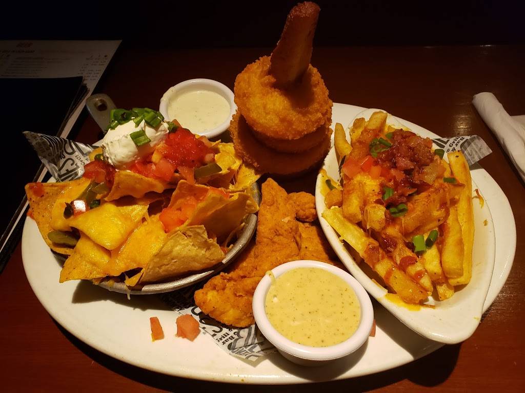 Smokey Bones | meal takeaway | 3400 E Colonial Dr, Orlando, FL 32803, USA | 4078941511 OR +1 407-894-1511