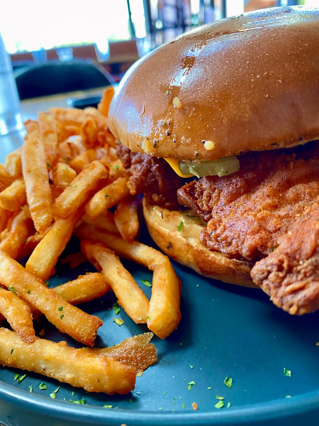 Cross Street Chicken and Beer | restaurant | 12955 El Camino Real G2, San Diego, CA 92130, USA | 8584610076 OR +1 858-461-0076