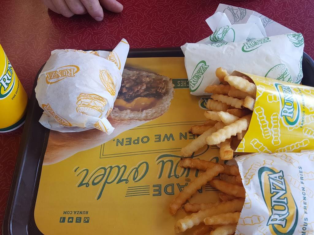Runza Restaurant | restaurant | 2101 W 2nd St, Hastings, NE 68901, USA | 4024639491 OR +1 402-463-9491