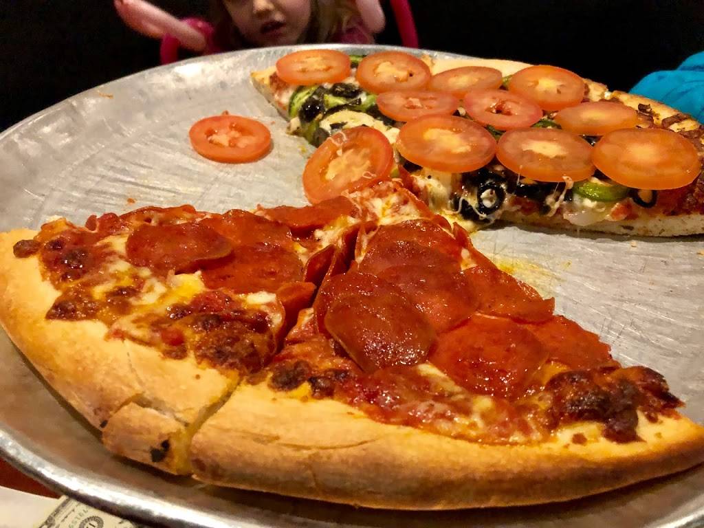 Flying Pie Pizzeria | restaurant | 3 Monroe Pkwy Ste S, Lake Oswego, OR 97035, USA | 5036757377 OR +1 503-675-7377