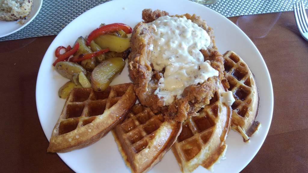 Three Sixty Grille | restaurant | 800 S Cox Creek Pkwy, Florence, AL 35630, USA | 2562463660 OR +1 256-246-3660