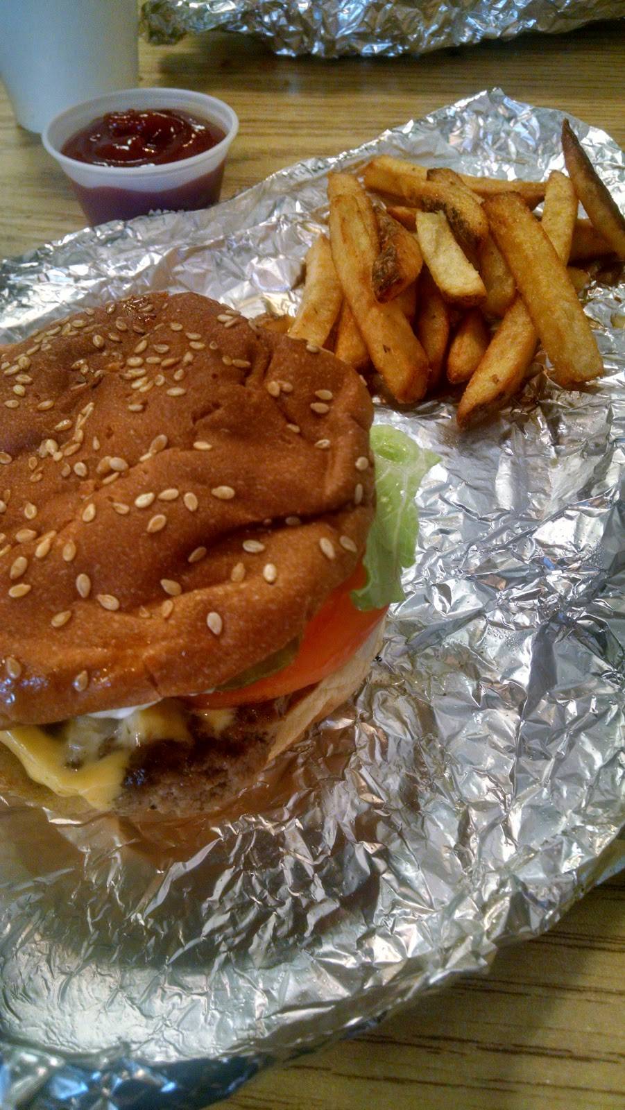 Five Guys | meal takeaway | 6022 Winthrop Town Centre Ave, Riverview, FL 33578, USA | 8136616500 OR +1 813-661-6500