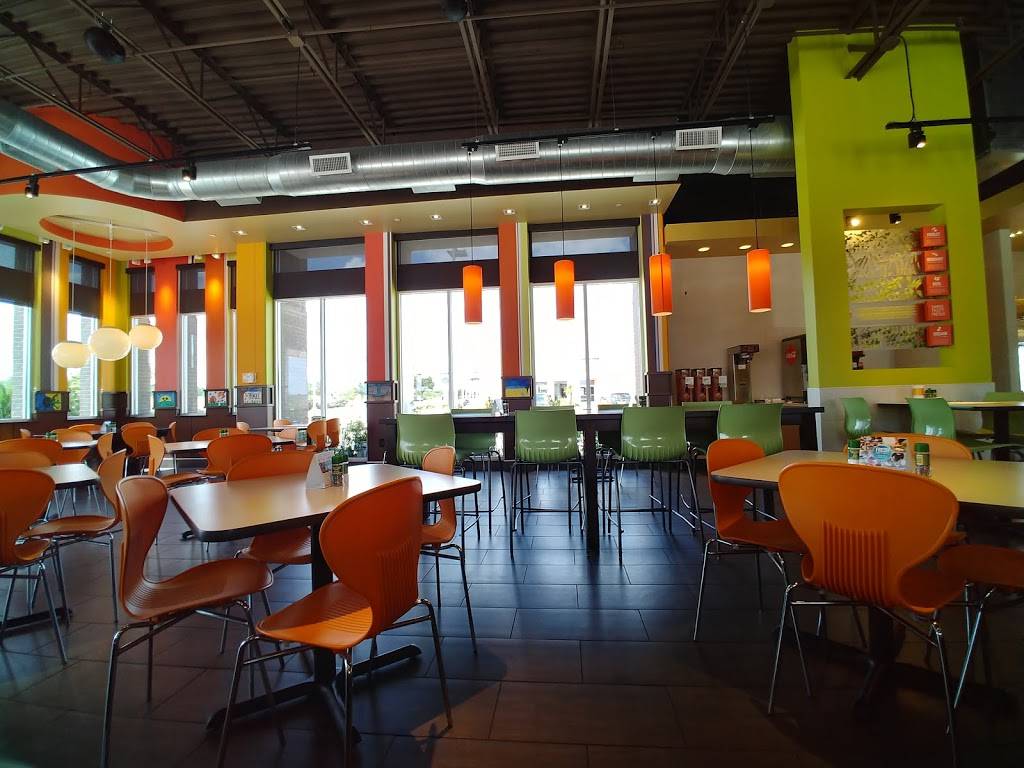 Zoës Kitchen | restaurant | 7300 Denton Hwy, Watauga, TX 76148, USA | 8175813702 OR +1 817-581-3702