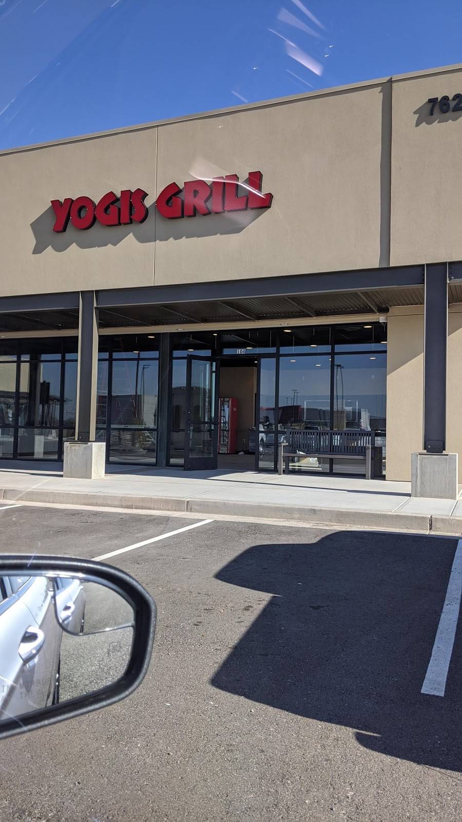 Yogis Grill | restaurant | 7620 S 59th Ave #104, Laveen Village, AZ 85339, USA | 6025609644 OR +1 602-560-9644