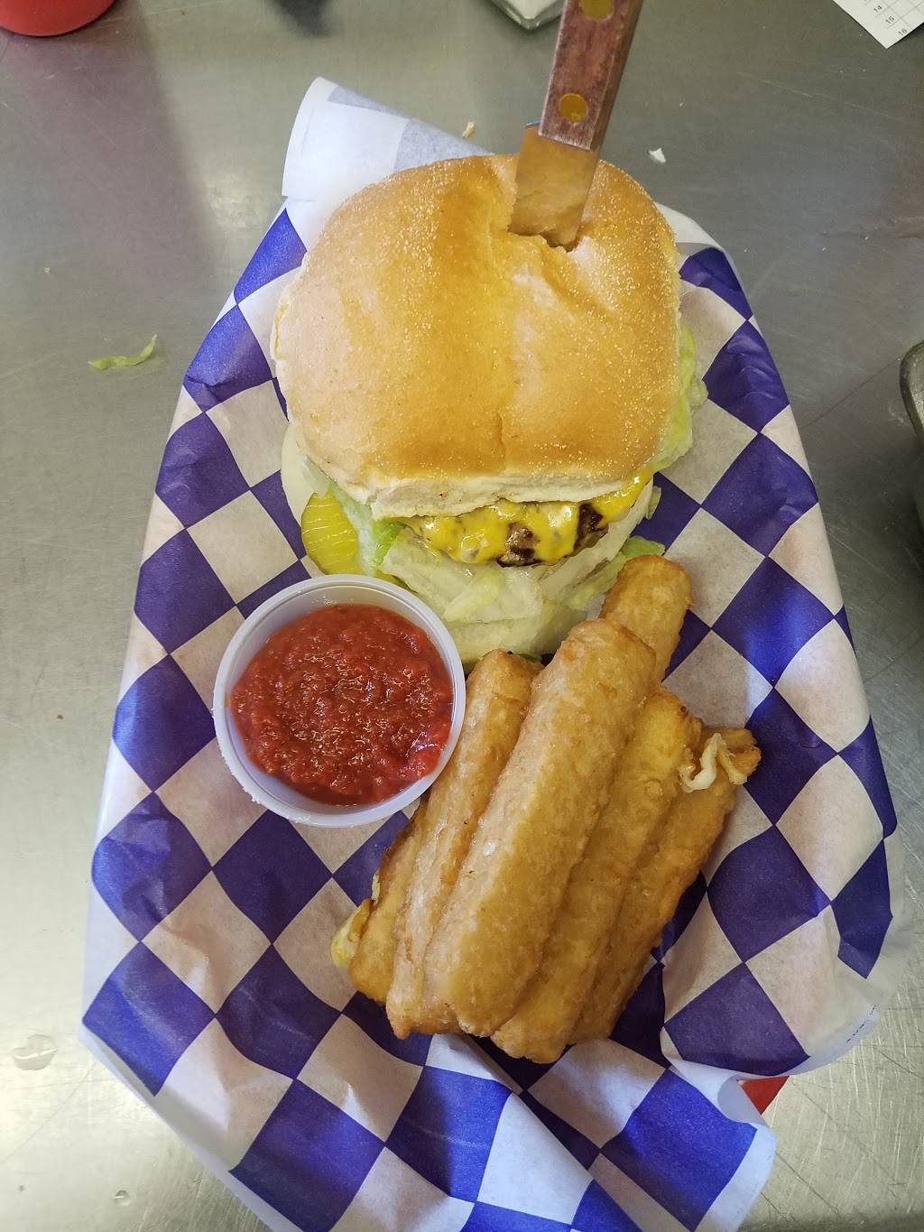 Sazs Pub and Pizza | restaurant | S720 US-41, Stephenson, MI 49887, USA | 9067534333 OR +1 906-753-4333