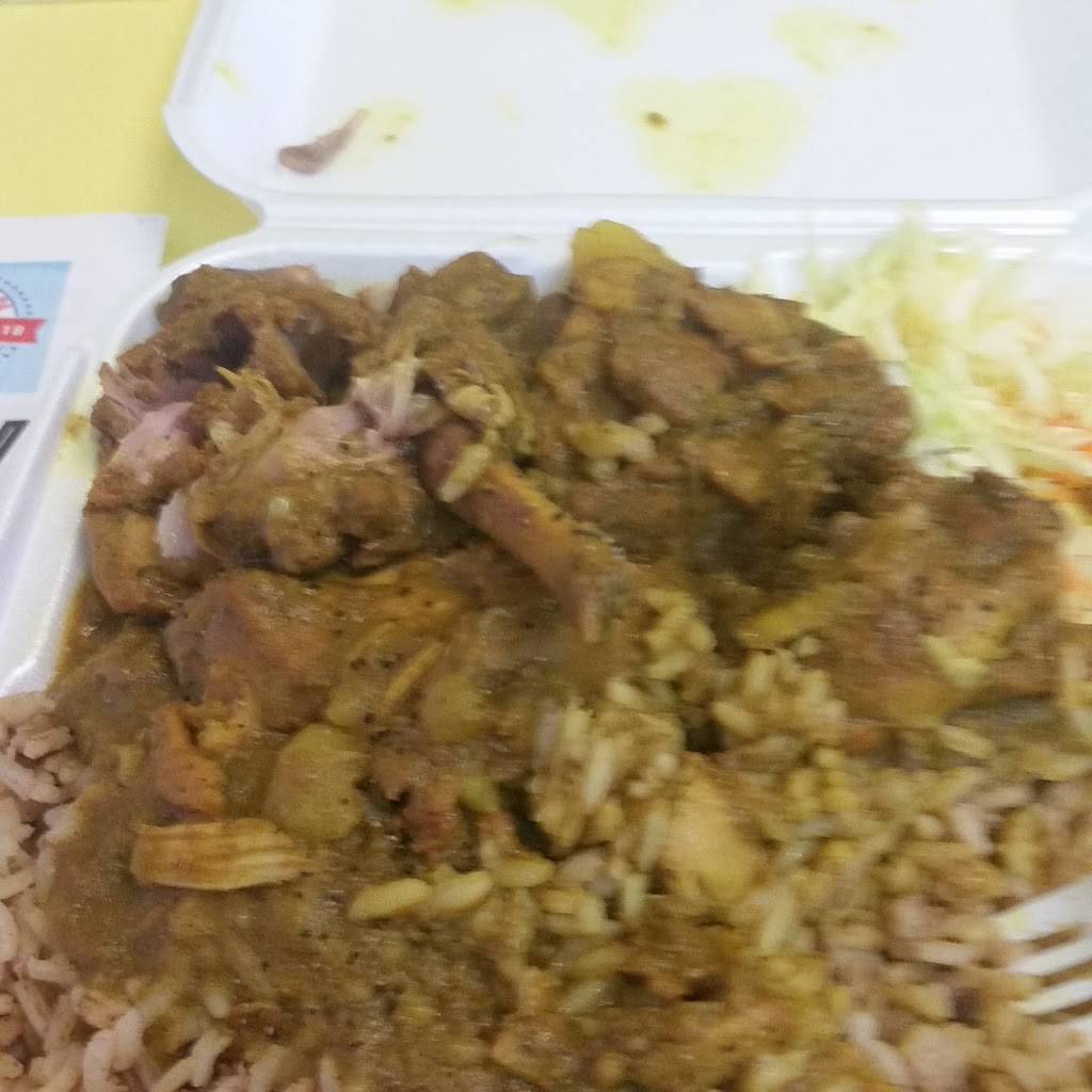 Gs Jamaican Restaurant | restaurant | 2710 W Oakland Park Blvd, Oakland Park, FL 33311, USA | 9544852021 OR +1 954-485-2021