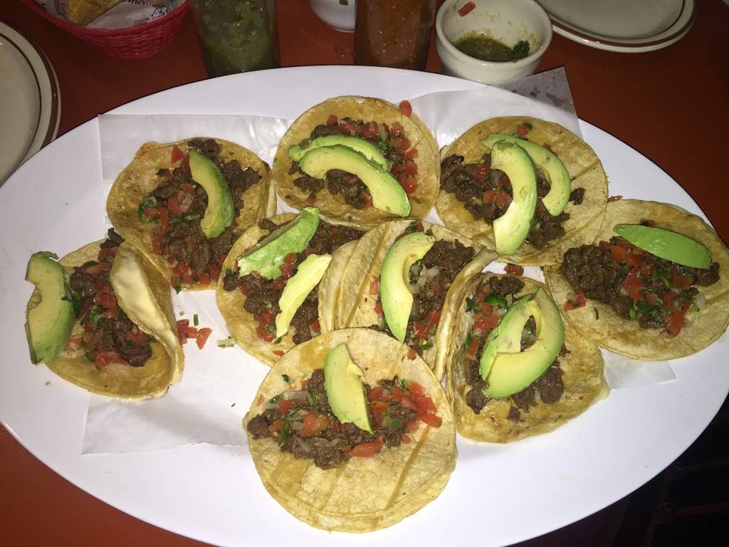 Pepes Mexican Restaurant | restaurant | 131 E 79th St, Chicago, IL 60619, USA | 7739941525 OR +1 773-994-1525