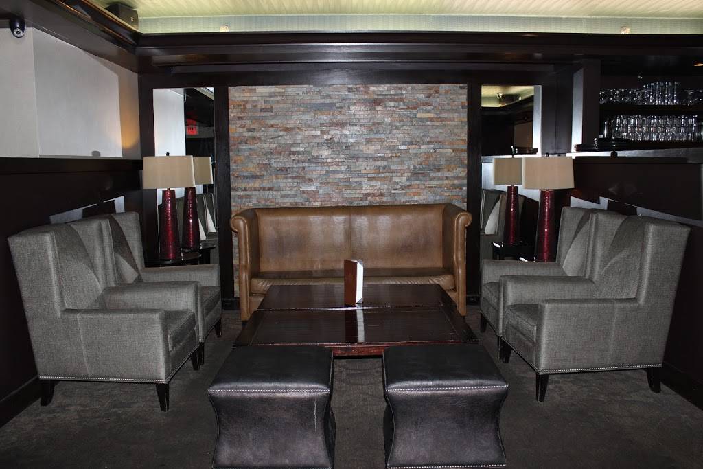 Scholars American Bistro and Cocktail Lounge | restaurant | 25 School St, Boston, MA 02108, USA | 6172480025 OR +1 617-248-0025