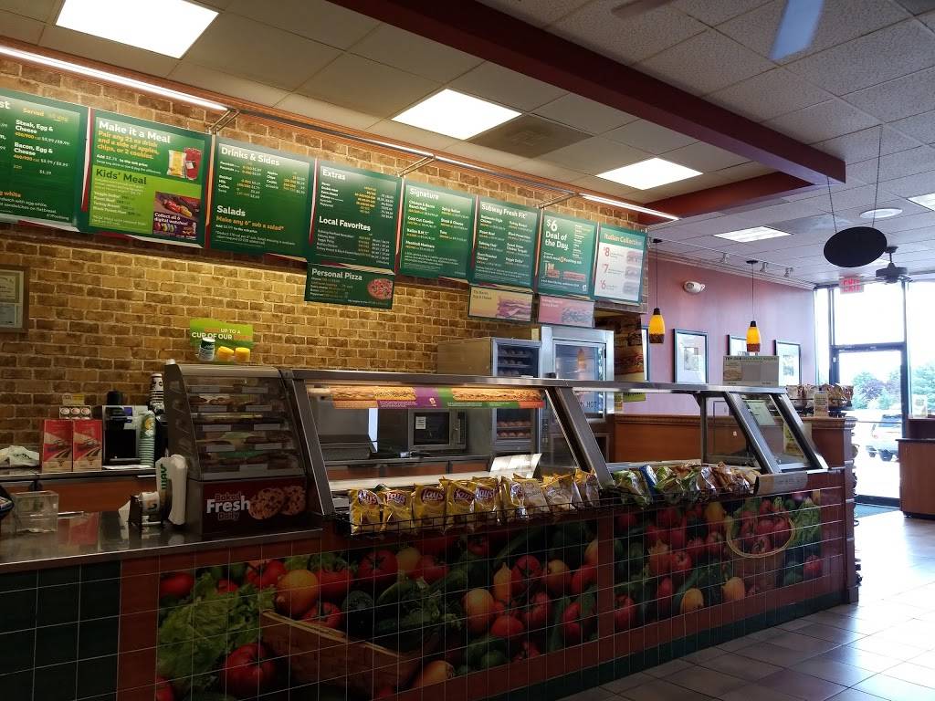 Subway Restaurants | restaurant | 44110 Ashburn Village Blvd Unit 188 Ashburn Village Shopping Ctr, Ashburn, VA 20147, USA | 7037297458 OR +1 703-729-7458