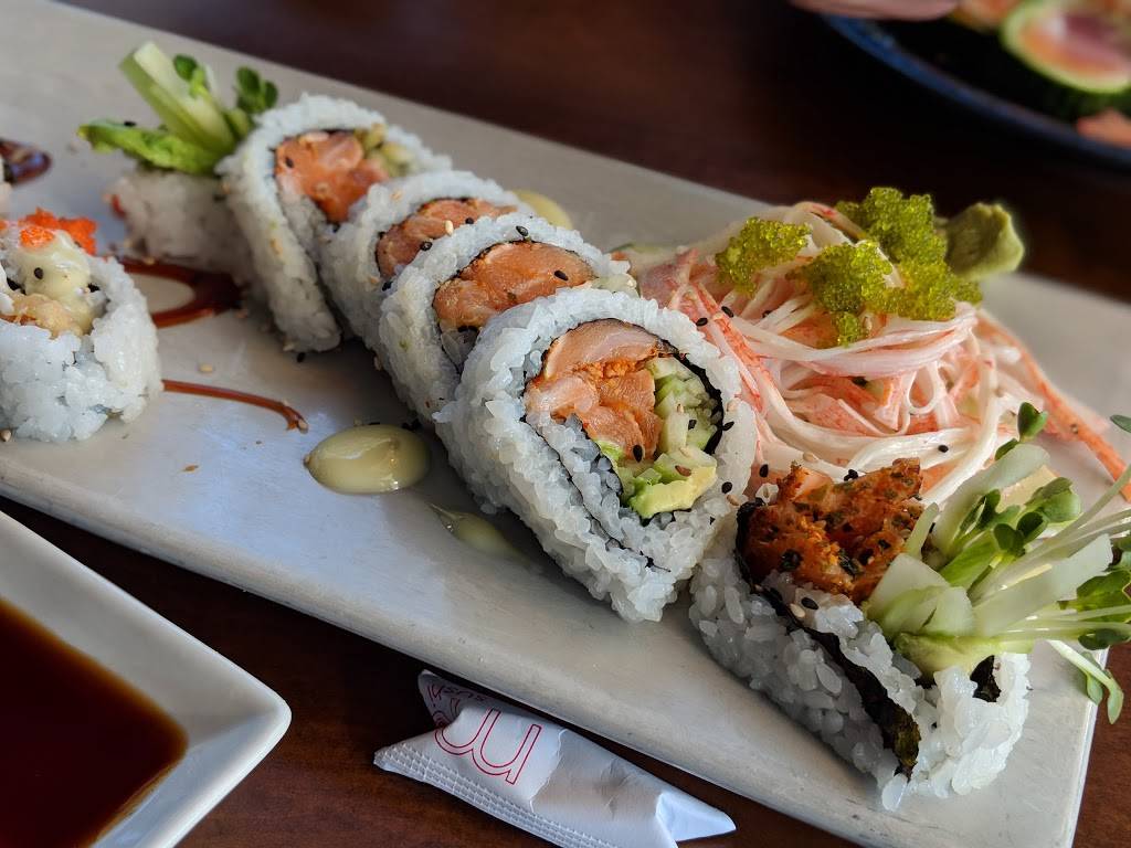 Maru Sushi & Grill | restaurant | 1500 W Lake Lansing Rd, East Lansing, MI 48823, USA | 5173371500 OR +1 517-337-1500