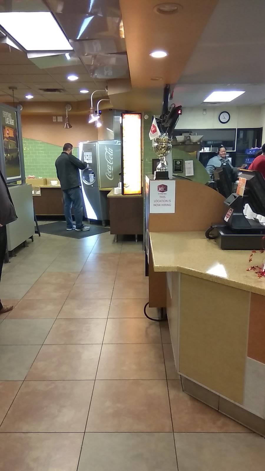 Jack in the Box | restaurant | 1407 W 6th St, The Dalles, OR 97058, USA | 5412964526 OR +1 541-296-4526