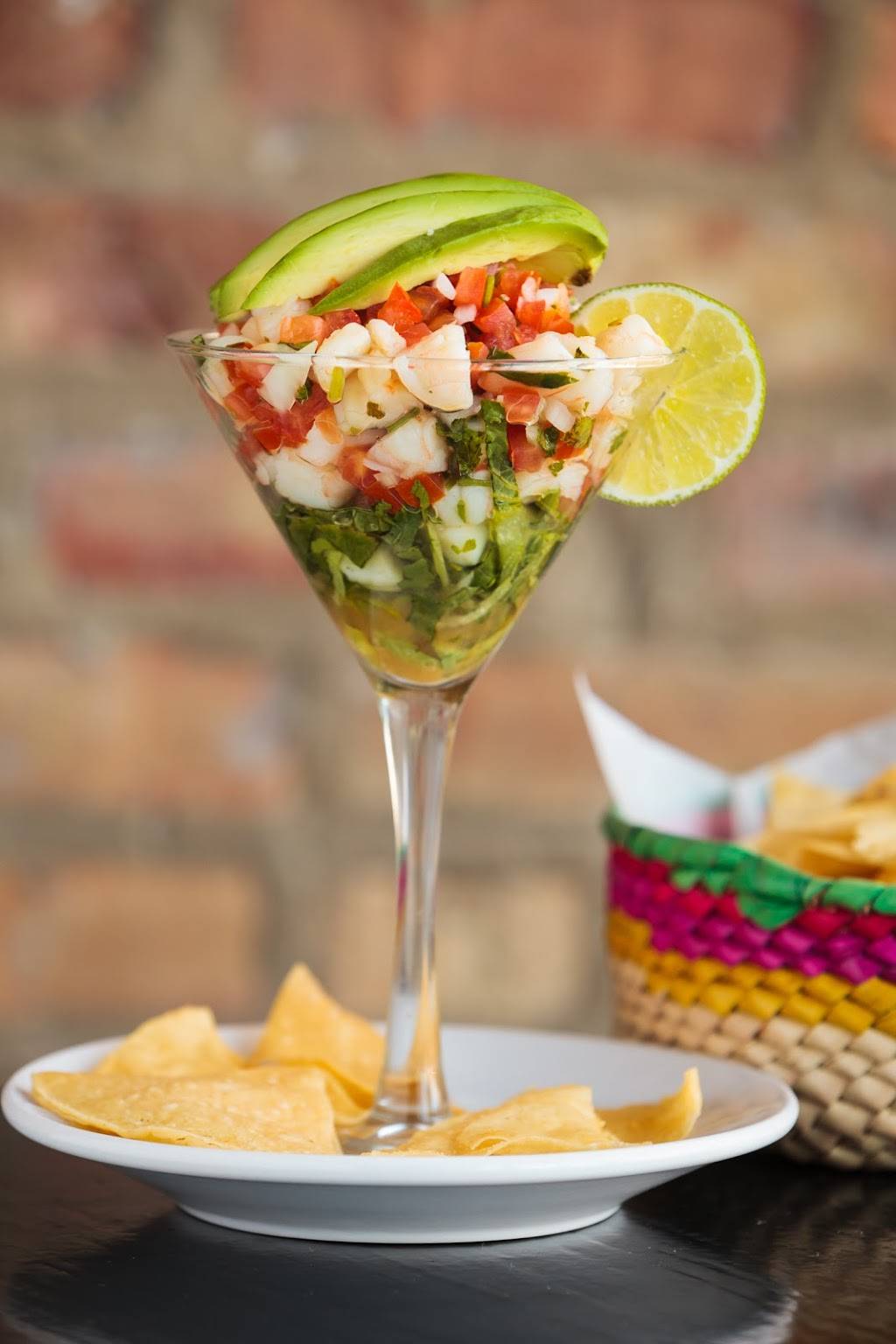 Mias Cantina | restaurant | 143 W Prospect Ave, Mt Prospect, IL 60056, USA | 2247642433 OR +1 224-764-2433