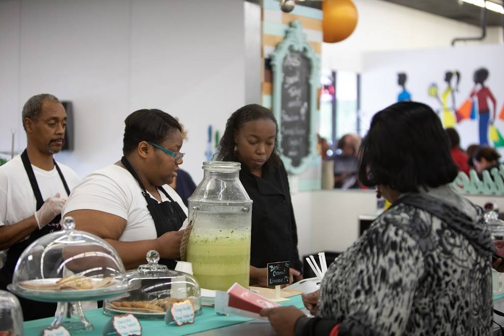 Grow DeSoto Market Place | shopping mall | 324 E Belt Line Rd, DeSoto, TX 75115, USA | 2145461200 OR +1 214-546-1200