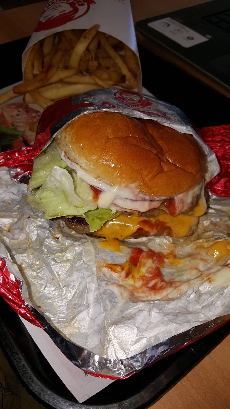 Wendys | restaurant | 484 W 4500 S, Murray, UT 84123, USA | 8013130867 OR +1 801-313-0867