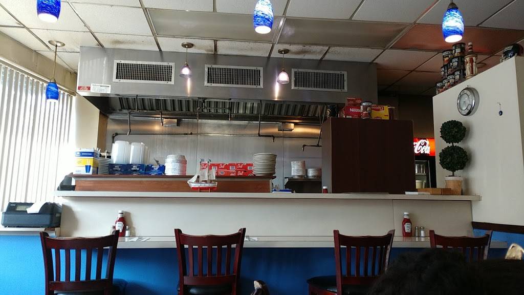 Greek Town Gyros | restaurant | 65 Park Ave, Rutherford, NJ 07070, USA | 2016720045 OR +1 201-672-0045