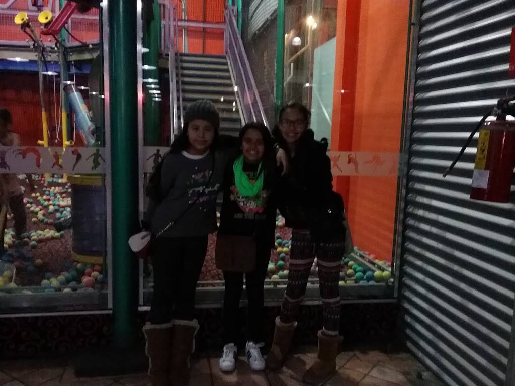 "Mi Kasita" | restaurant | Cruz del Sur 13112, Camino Verde, 22190 Tijuana, B.C., Mexico | 016646267018 OR +52 664 626 7018