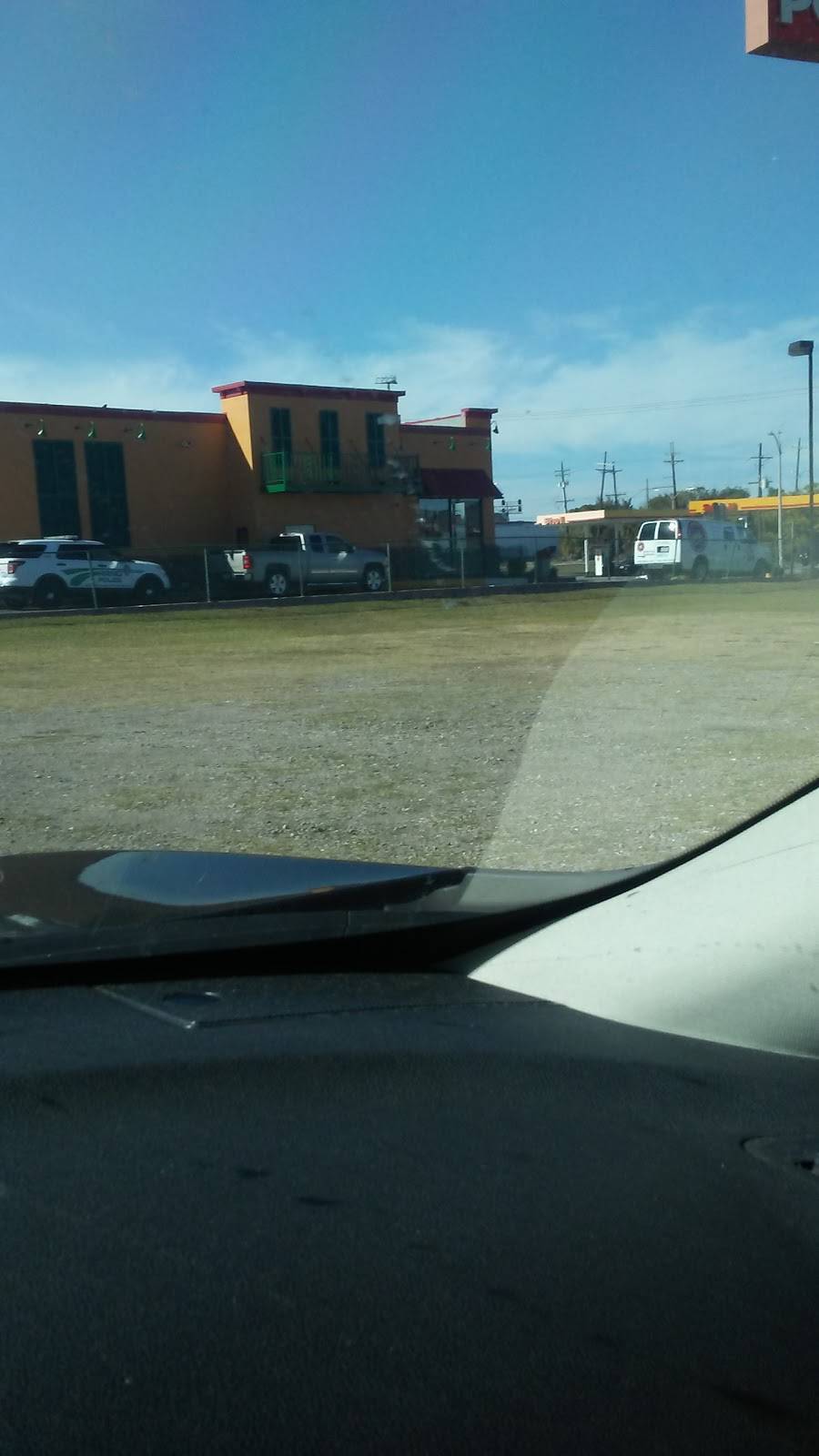 Popeyes Louisiana Kitchen | restaurant | 2000 Gentilly Blvd, New Orleans, LA 70119, USA | 5049435072 OR +1 504-943-5072