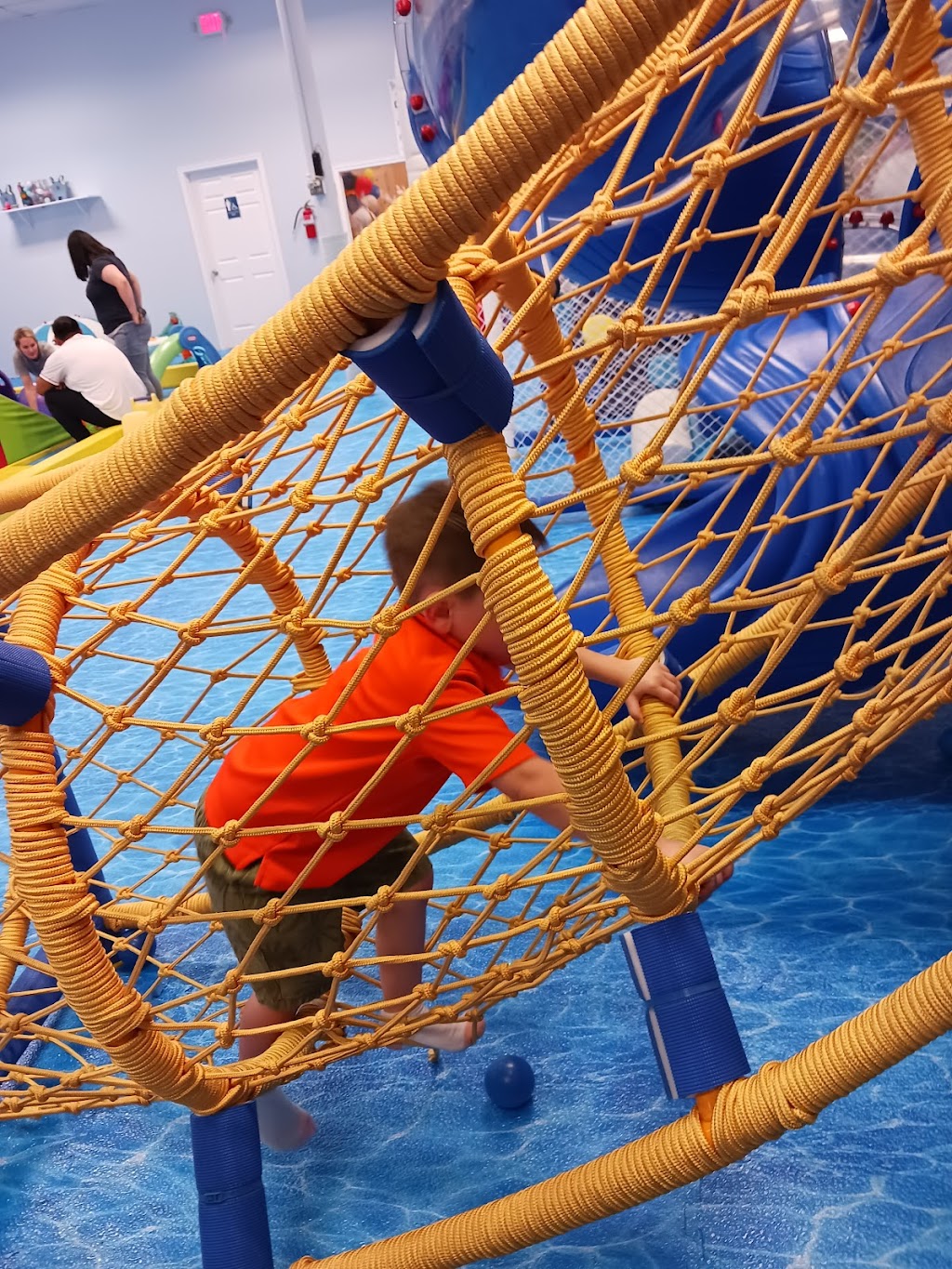 Lakewood Forest Shopping Center | restaurant | 11700 Grant Rd, Houston, TX 77070, USA | 2818079111 OR +1 281-807-9111