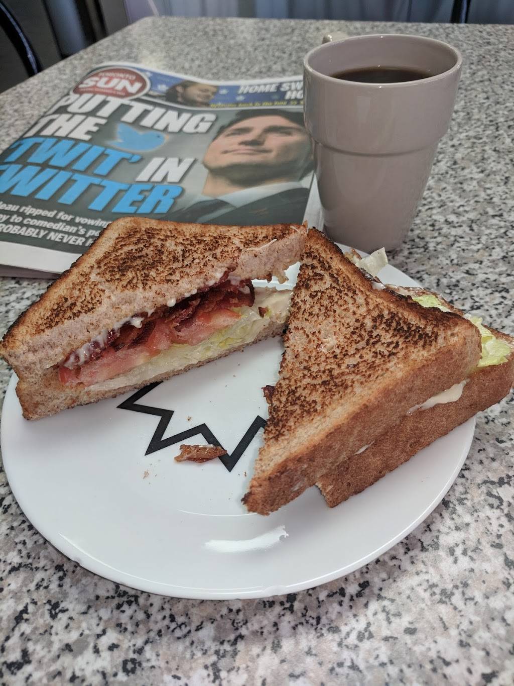 Parkway Cafe | restaurant | 225 Industrial Pkwy S, Aurora, ON L4G 3V5, Canada | 9057131290 OR +1 905-713-1290