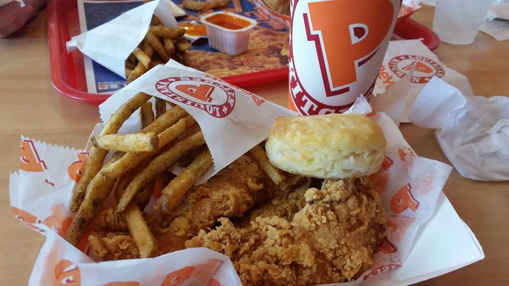 Popeyes Louisiana Kitchen | restaurant | 9501 South Blvd, Charlotte, NC 28273, USA | 7045528743 OR +1 704-552-8743