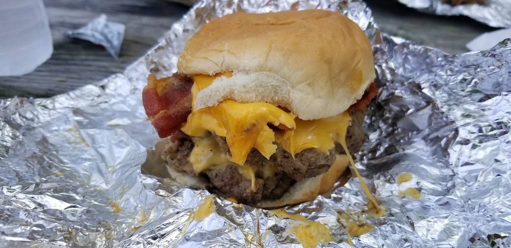 Checkers Drive-In Perry Ohio "home of the best burger in the wor | restaurant | 3858 N Ridge Rd, Perry, OH 44081, USA | 4402595144 OR +1 440-259-5144