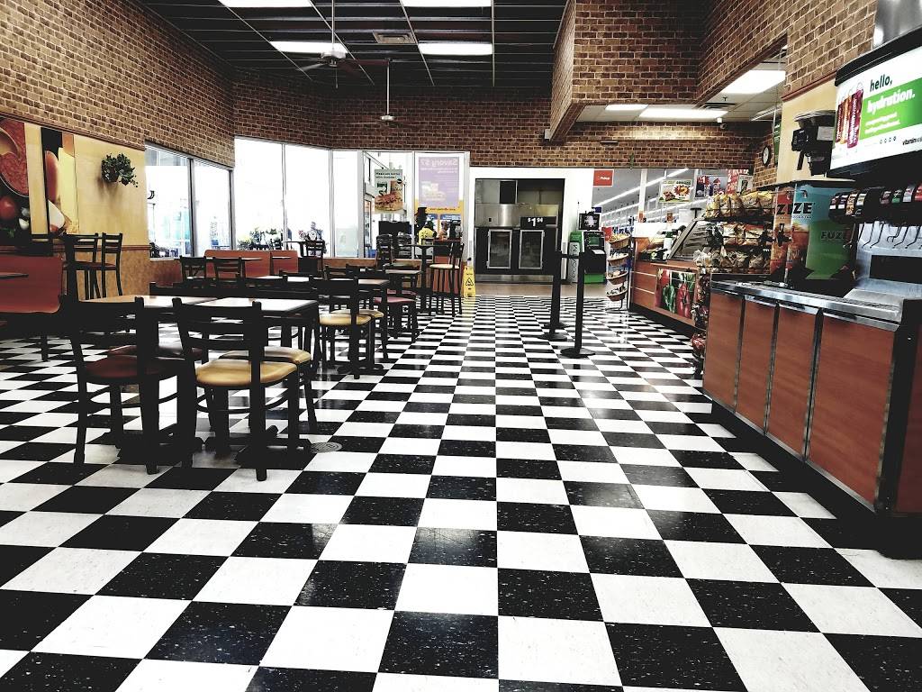 Subway Restaurants | restaurant | 801 W Main St, Lewisville, TX 75067, USA | 9724719754 OR +1 972-471-9754