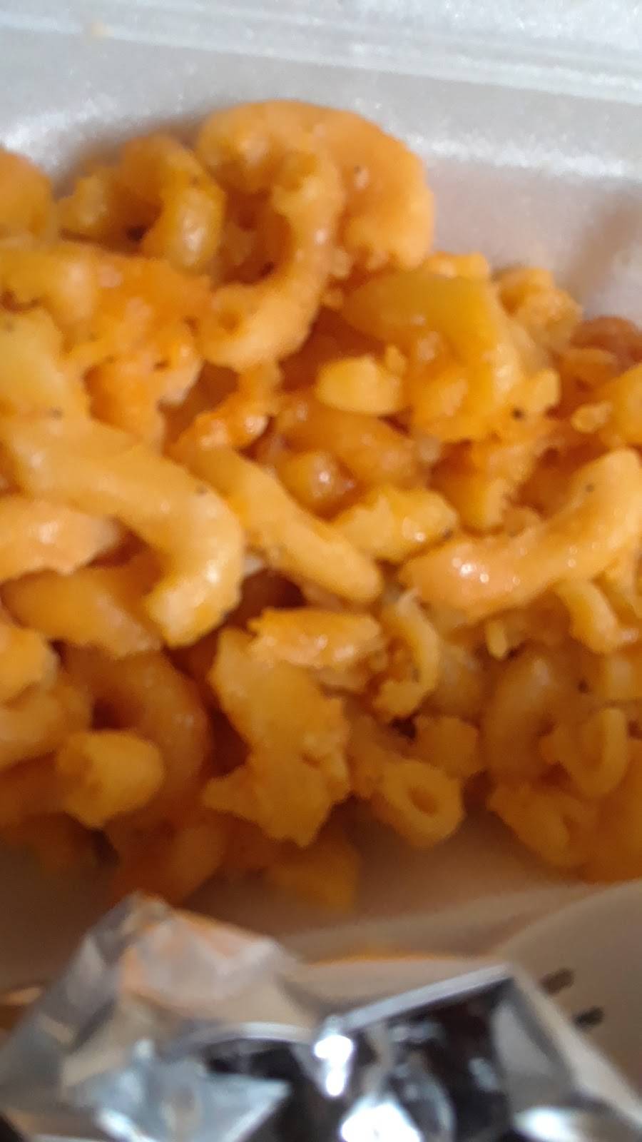 Simplee Deelicious | restaurant | 3420 Bexvie Ave, Columbus, OH 43227, USA | 6146417211 OR +1 614-641-7211