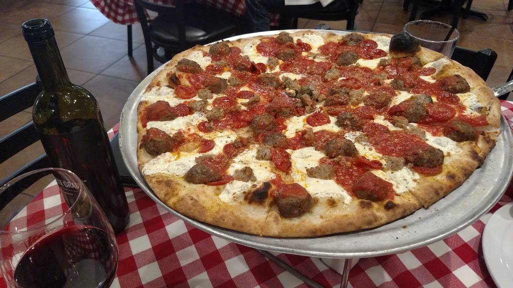 Grimaldis Pizzeria | restaurant | 22810 US-281 #105, San Antonio, TX 78258, USA | 2104819236 OR +1 210-481-9236