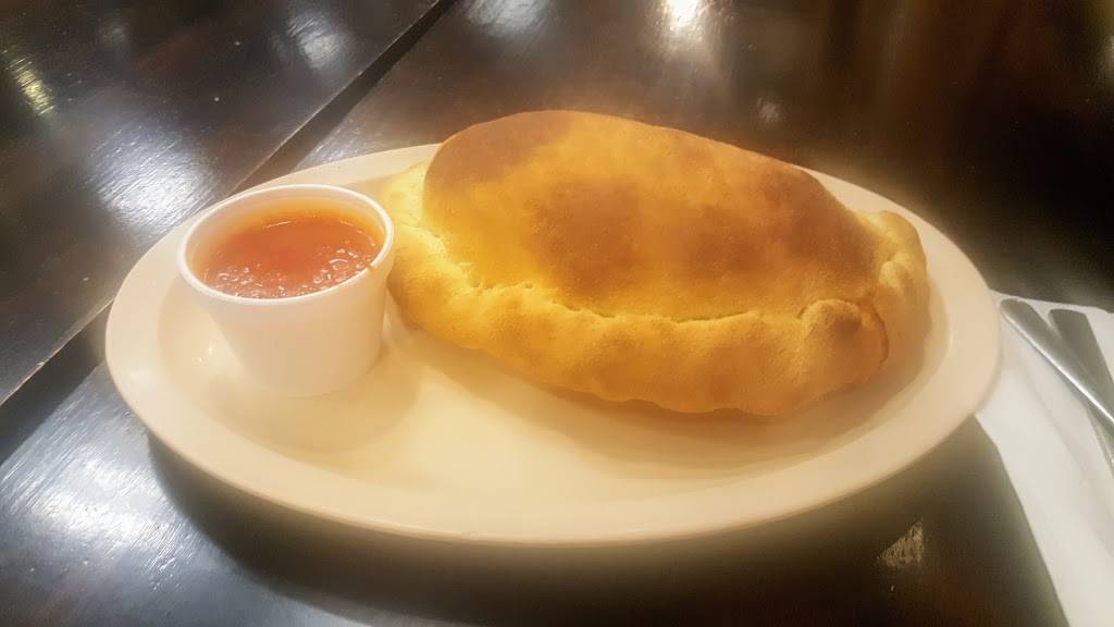 Tapias Pizza on Howard(Order here 5% off) | meal delivery | 2349 Howard St, Chicago, IL 60645, USA | 7733386464 OR +1 773-338-6464