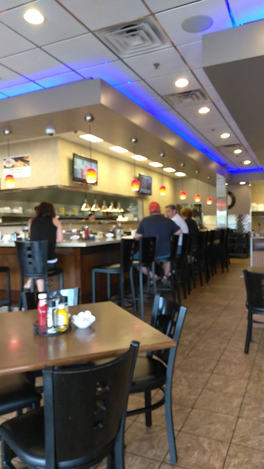 Jillians Coney Island & Grille | restaurant | 50800 Gratiot Ave, New Baltimore, MI 48051, USA | 5865985903 OR +1 586-598-5903