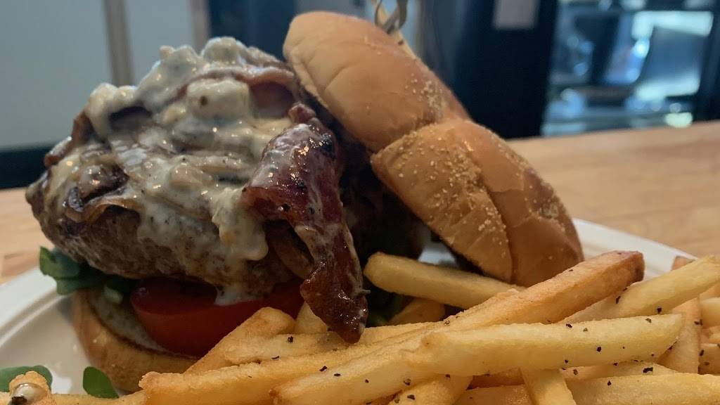 Crays Diner | restaurant | 417 Park Ave, Bremerton, WA 98337, USA | 3606277518 OR +1 360-627-7518