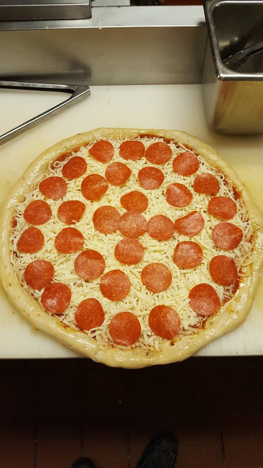 De Blasios Restaurant | restaurant | 1717 Cochran Rd, Pittsburgh, PA 15220, USA | 4125313040 OR +1 412-531-3040