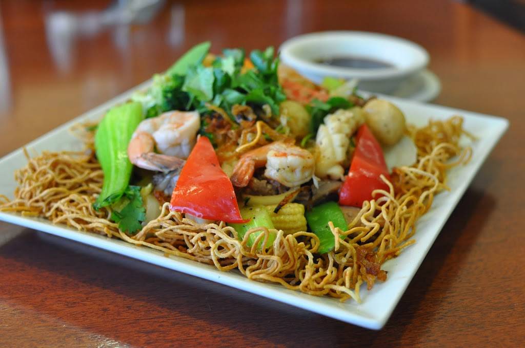 Pho Pasteur Restaurant | restaurant | 100 W Pioneer Pkwy #158, Arlington, TX 76010, USA | 8172746232 OR +1 817-274-6232