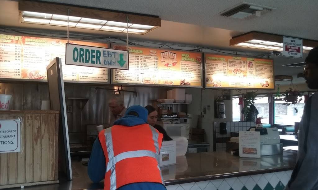 Louis Place Burgers | restaurant | 5990 Atlantic Ave, Long Beach, CA 90805, USA | 5624233511 OR +1 562-423-3511