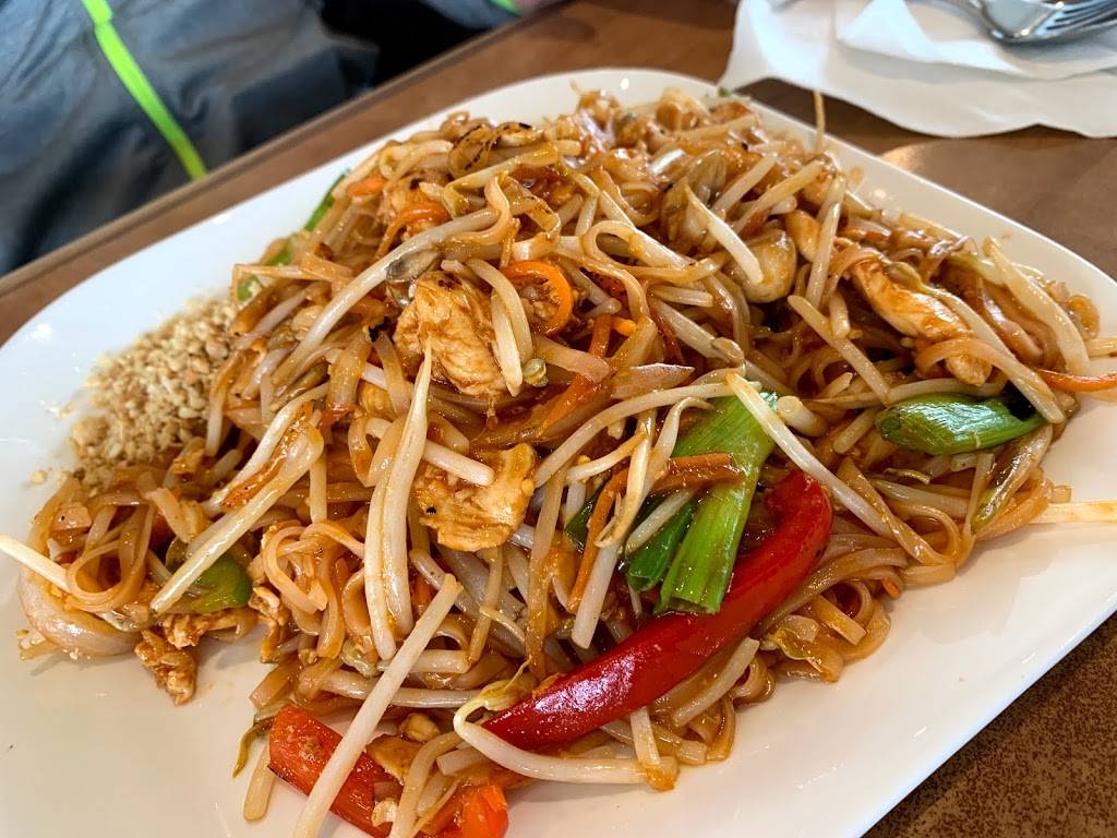 Lé Vu Authentic Vietnamese | restaurant | 1580 Dundas St E, Mississauga, ON L4X 1L4, Canada | 9052765888 OR +1 905-276-5888