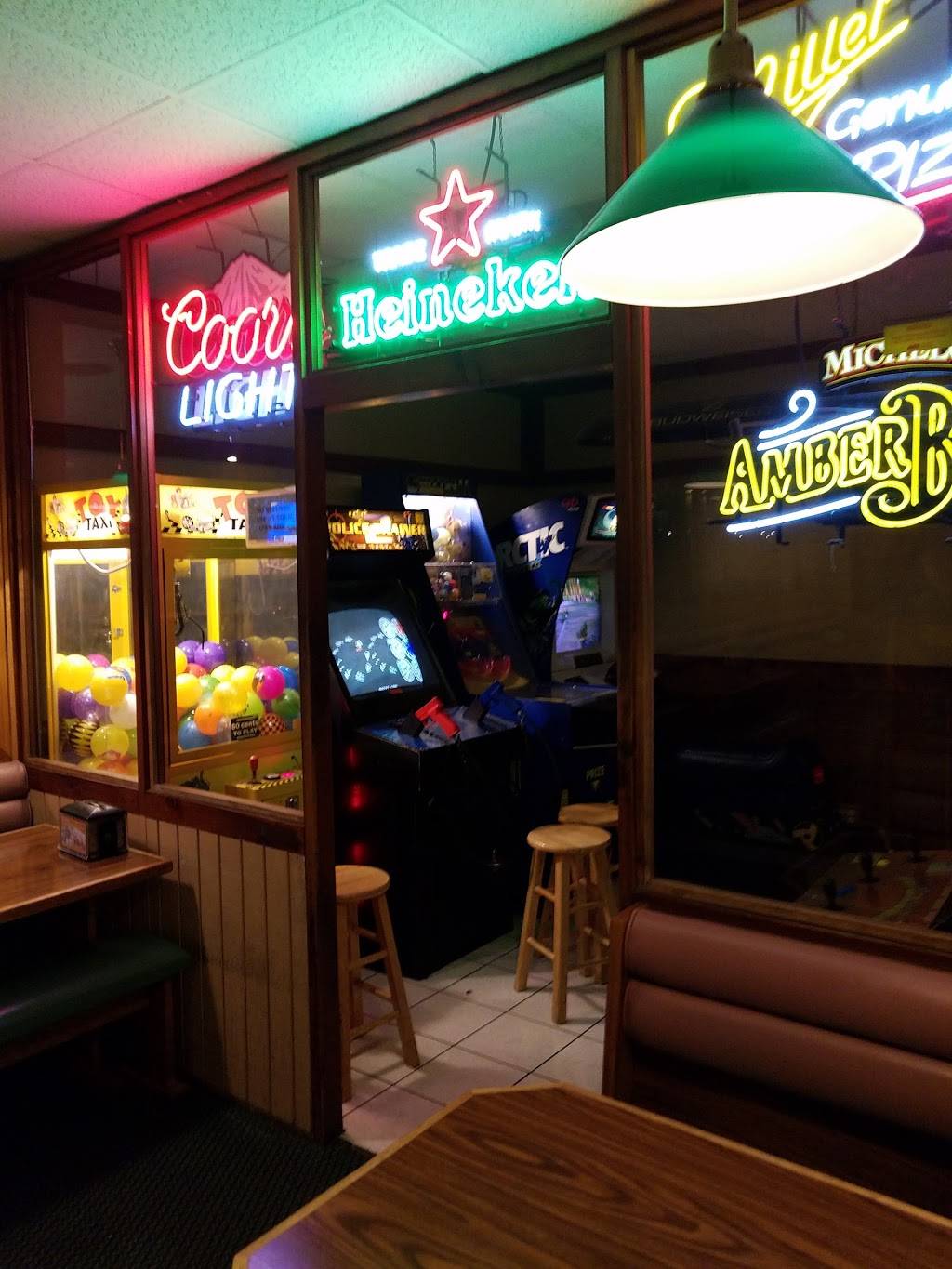 Round Table Pizza | meal delivery | 25290 Marguerite Pkwy #D, Mission Viejo, CA 92692, USA | 9499513403 OR +1 949-951-3403