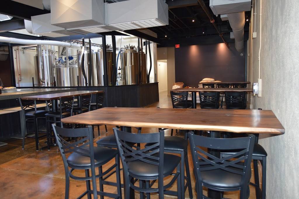 The Maroon Door | restaurant | 418 N Main St, Blacksburg, VA 24060, USA | 5406057418 OR +1 540-605-7418