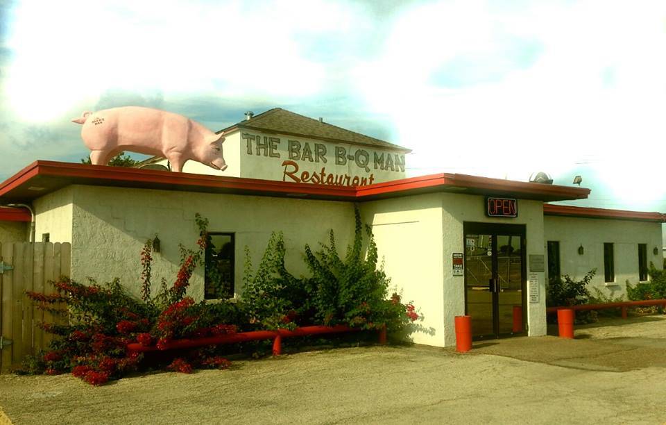 The Bar-B-Q Man Restaurant & Catering | restaurant | 4931 IH-37 South, Corpus Christi, TX 78408, USA | 3618884248 OR +1 361-888-4248