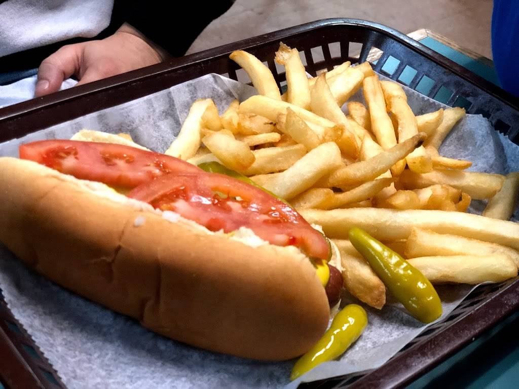 Johnny Os Hot Dogs | restaurant | 3465 S Morgan St, Chicago, IL 60608, USA | 7739271011 OR +1 773-927-1011
