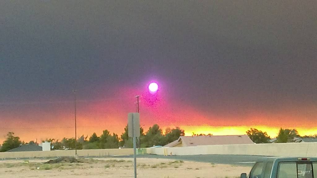 Subway | restaurant | 21580 Bear Valley Rd #B2-5, Square, Apple Valley, CA 92308, USA | 7602402511 OR +1 760-240-2511