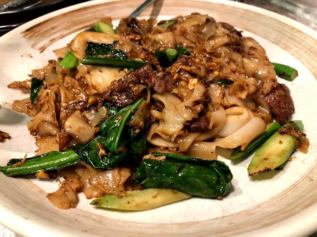 Fern Thai | restaurant | 10134 Main St, Bellevue, WA 98004, USA | 4253261624 OR +1 425-326-1624