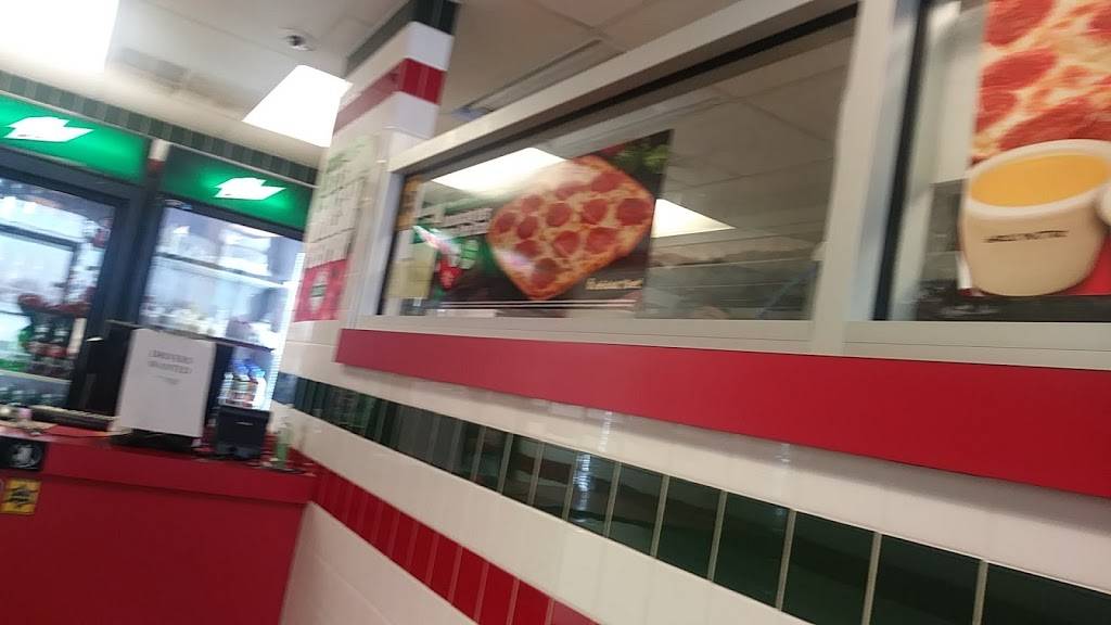 Jets Pizza | meal delivery | 24335 Plymouth Rd, Redford Charter Twp, MI 48239, USA | 3135335323 OR +1 313-533-5323