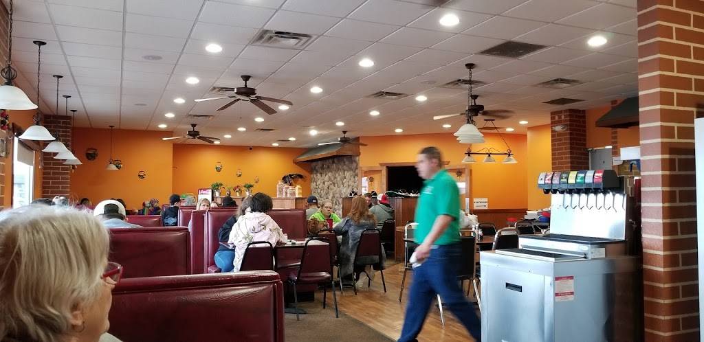 La Fiesta | restaurant | 1005 N 18th St, Centerville, IA 52544, USA | 6418562722 OR +1 641-856-2722