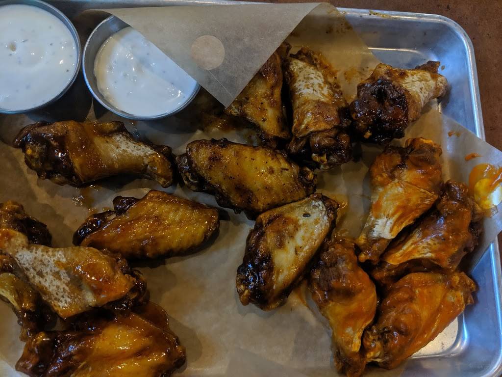 Buffalo Wild Wings | meal takeaway | 11266 South, State St, Sandy, UT 84070, USA | 8015233809 OR +1 801-523-3809