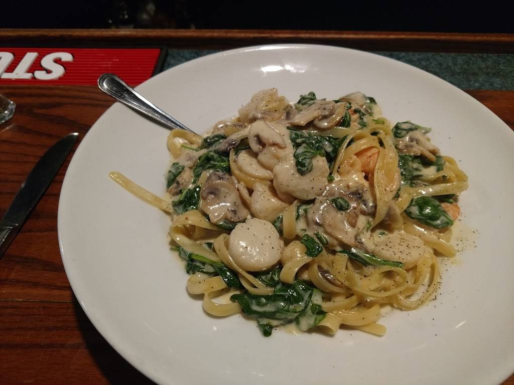 Angelos Pizza | restaurant | 2705 Main St, Glastonbury, CT 06033, USA | 8606574401 OR +1 860-657-4401