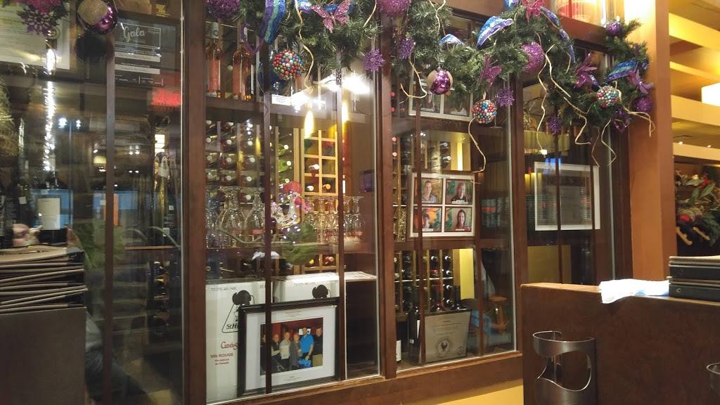 Rôtisserie St-Hubert | restaurant | 1515 Rue Trudel, Shawinigan, QC G9N 8K8, Canada | 8195376671 OR +1 819-537-6671